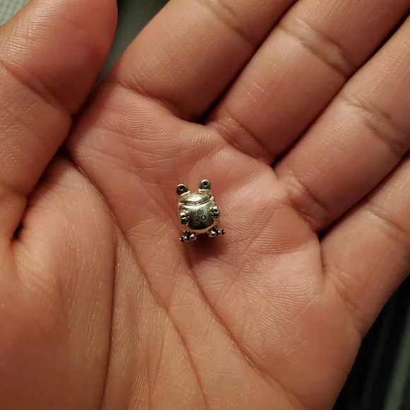 LIMITED EDITION Pandora charm Frog - Picture 2 of 4